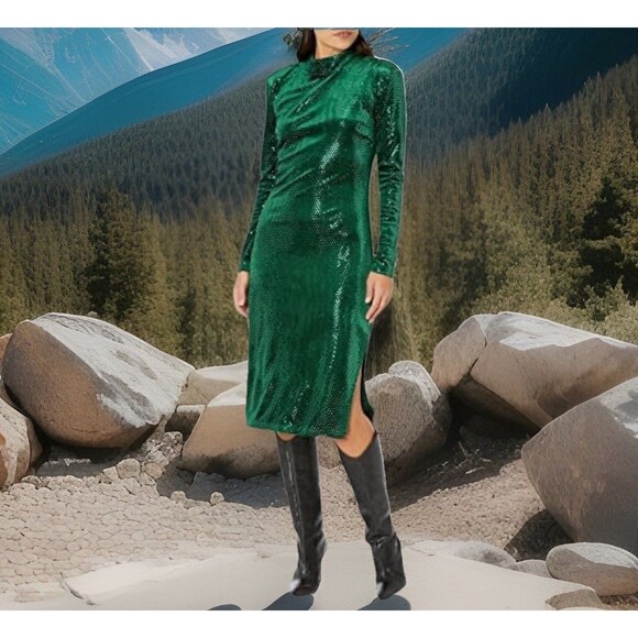 Steve Madden Green Velvet Maxi Dress - Picture 2 of 9